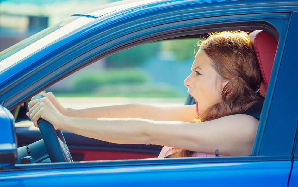 5 Dangerous Driving Distractions | King Price Insurance